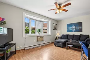 5918 N Kenmore Ave, Chicago, IL 60660 - Photo 3