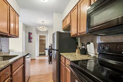 5918 N Kenmore Avenue #415, Chicago, IL 60660 - Photo 9