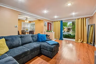 9009 S Dante Avenue, Chicago, IL 60619 - Photo 5