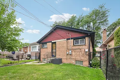 9009 S Dante Avenue, Chicago, IL 60619 - Photo 21