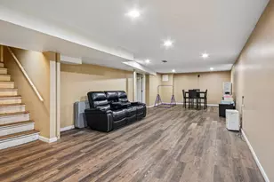9009 S Dante Ave, Chicago, IL 60619 - Photo 17