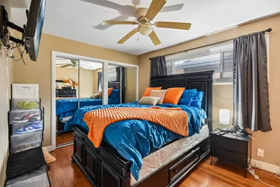 9009 S Dante Avenue, Chicago, IL 60619 - Photo 11