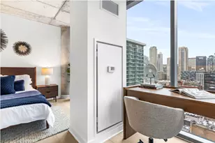 311 W Illinois St, Chicago, IL 60654 - Photo 7