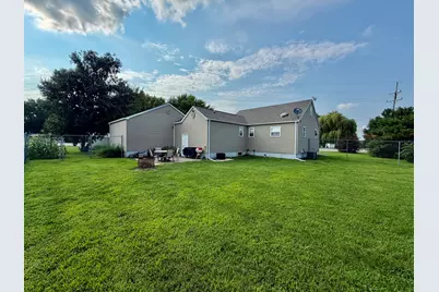 25103 Prophet Road, Rock Falls, IL 61071 - Photo 13