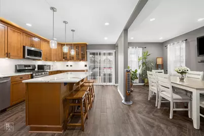 5811 W Patterson Avenue, Chicago, IL 60634 - Photo 7
