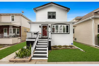 5811 W Patterson Avenue, Chicago, IL 60634 - Photo 1