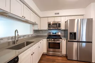 514 E Windgate Ct, Arlington Heights, IL 60005 - Photo 9