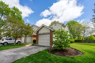 514 E Windgate Ct, Arlington Heights, IL 60005 - Photo 1