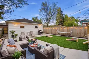 2724 W Jerome St, Chicago, IL 60645 - Photo 35
