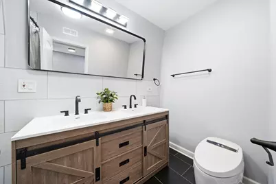 2724 W Jerome Street, Chicago, IL 60645 - Photo 25