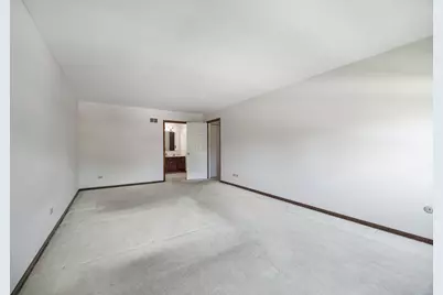 2218 N Williamsburg Street, Arlington Heights, IL 60004 - Photo 19