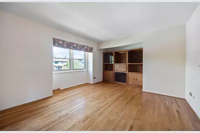 2218 N Williamsburg Street, Arlington Heights, IL 60004 - Photo 27