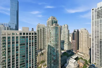 10 E Ontario Street #4207, Chicago, IL 60611 - Photo 17