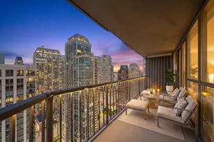 10 E Ontario St, Chicago, IL 60611 - Photo 3