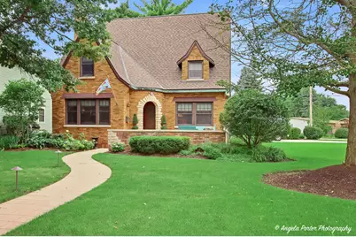86 Dole Avenue, Crystal Lake, IL 60014 - Photo 1