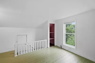 732 N Warren Avenue, Freeport, IL 61032 - Photo 11