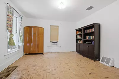 732 N Warren Avenue, Freeport, IL 61032 - Photo 7
