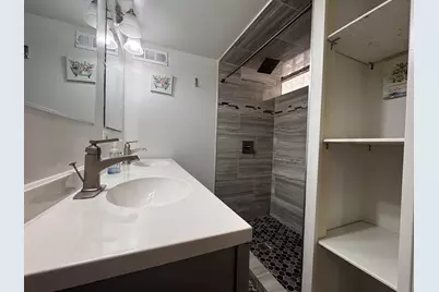 2925 W Jerome Street, Chicago, IL 60645 - Photo 15