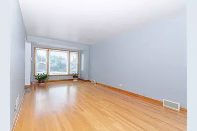 3648 W 69th Street, Chicago, IL 60629 - Photo 3