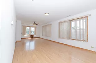 3648 W 69th St, Chicago, IL 60629 - Photo 21