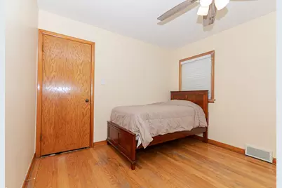 3648 W 69th Street, Chicago, IL 60629 - Photo 9