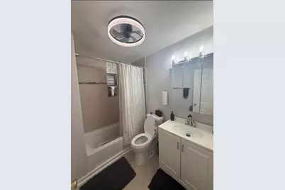 1649 W Garfield Boulevard #1, Chicago, IL 60636 - Photo 9