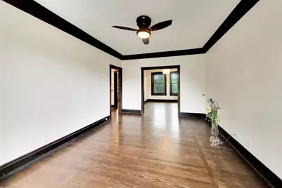 1453 E 56th Street #3W, Chicago, IL 60637 - Photo 9