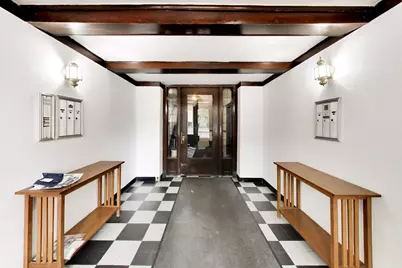 1453 E 56th Street #3W, Chicago, IL 60637 - Photo 5