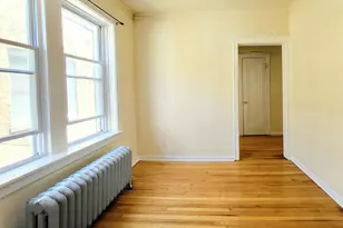 3406 W Berteau Ave, Chicago, IL 60618 - Photo 3