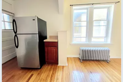 3406 W Berteau Avenue #3, Chicago, IL 60618 - Photo 5
