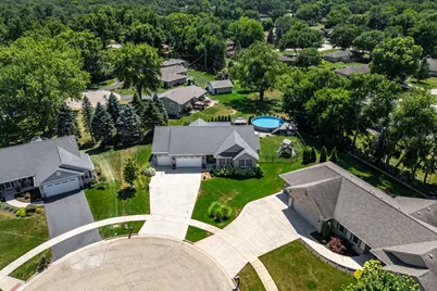 7509 Cherry Hill Road, Cherry Valley, IL 61016 - Photo 3