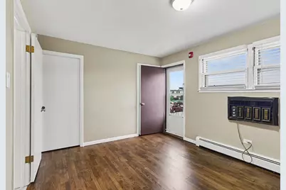 34 King Arthur Court #15, Northlake, IL 60164 - Photo 3
