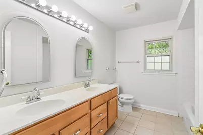 1053 Laurel Lane, Naperville, IL 60540 - Photo 31