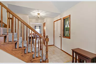 232 Sedgewick Circle, Saint Charles, IL 60174 - Photo 5