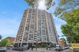 3930 N Pine Grove Ave, Chicago, IL 60613 - Photo 1