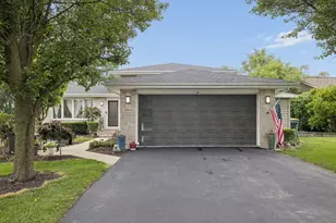 2905 Carol Dr, Joliet, IL 60432 - Photo 1