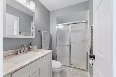 117 E Madison Avenue, Wheaton, IL 60187 - Photo 15