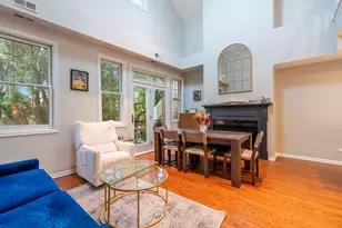 3248 N Seminary Ave, Chicago, IL 60657 - Photo 3