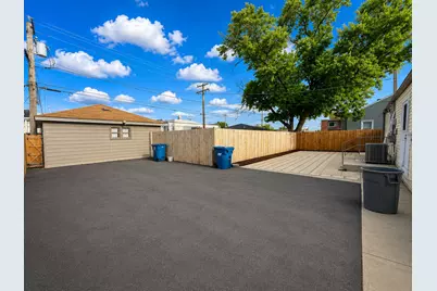1643 N 43rd Avenue, Stone Park, IL 60165 - Photo 15