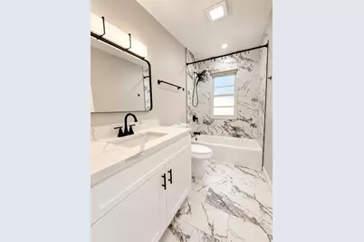 1643 N 43rd Avenue, Stone Park, IL 60165 - Photo 5