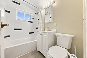 311 W Taylor Rd, Lombard, IL 60148 - Photo 13