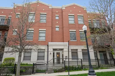 758 W 15th Street #2A, Chicago, IL 60607 - Photo 1