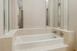 1665 Commodore Ct, Schaumburg, IL 60193 - Photo 21