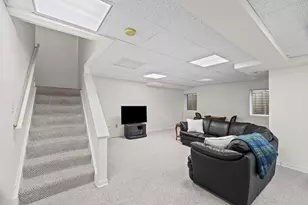 2112 Warrington Ct, Glenview, IL 60026 - Photo 23