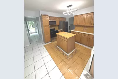 942 E 168th Street, South Holland, IL 60473 - Photo 11