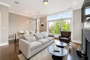 843 W Buckingham Pl, Chicago, IL 60657 - Photo 3