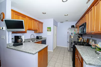 2723 N Bosworth Avenue, Chicago, IL 60614 - Photo 17