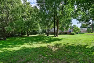 2080 Clearwater Way, Elgin, IL 60123 - Photo 29