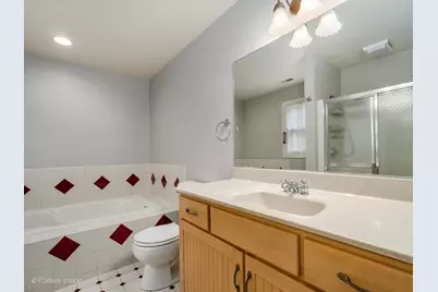 2080 Clearwater Way, Elgin, IL 60123 - Photo 15