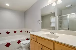 2080 Clearwater Way, Elgin, IL 60123 - Photo 15